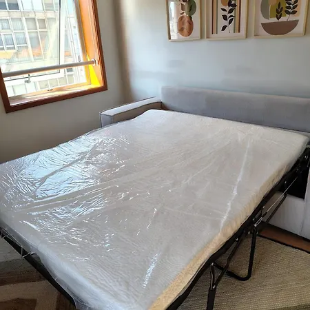 3c A 5 Min Da Em Frente Ao Metro